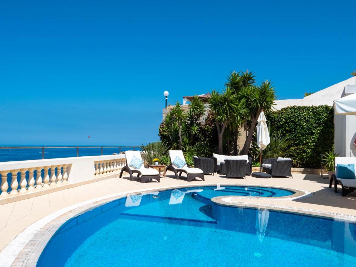 Villa Palma - Sunset Sea Views With Pool, Jacuzzi, Sauna And Games Room Mellieħa Kültér fotó