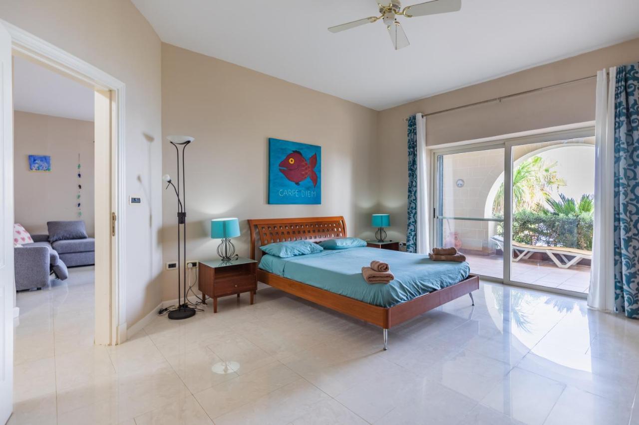 Villa Palma - Sunset Sea Views With Pool, Jacuzzi, Sauna And Games Room Mellieħa Kültér fotó