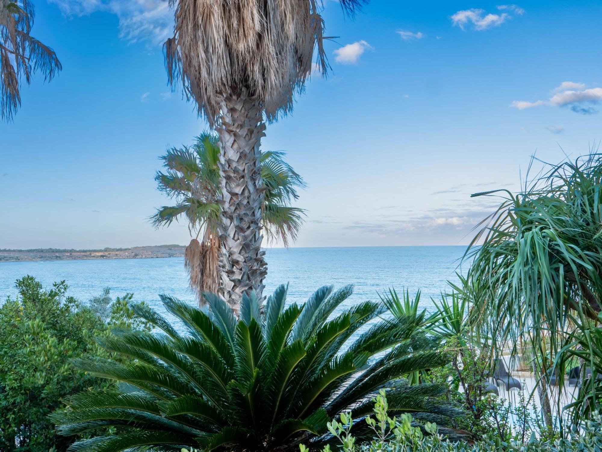 Villa Palma - Sunset Sea Views With Pool, Jacuzzi, Sauna And Games Room Mellieħa Kültér fotó