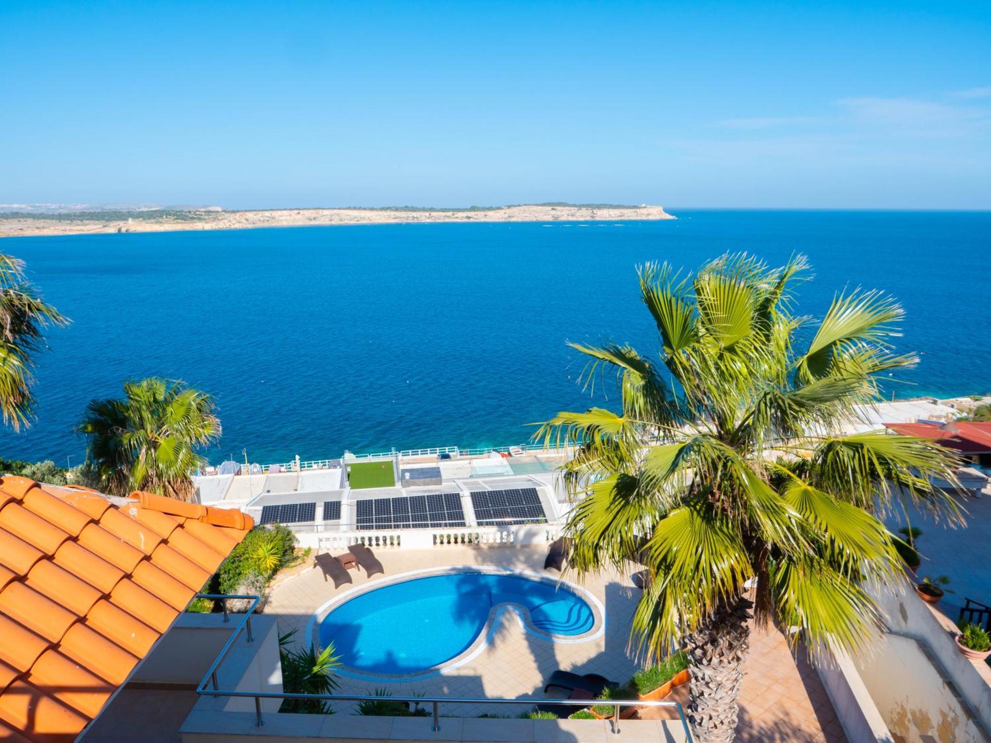 Villa Palma - Sunset Sea Views With Pool, Jacuzzi, Sauna And Games Room Mellieħa Kültér fotó